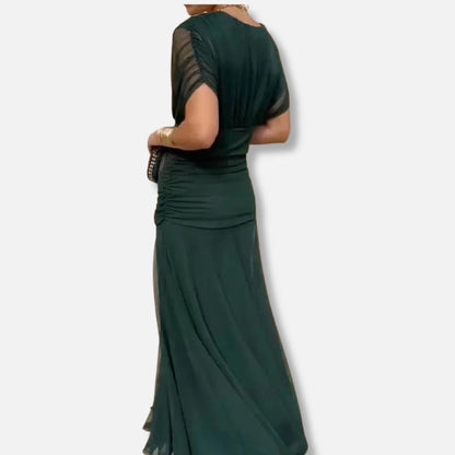 Evelyn – Elegant Dress With V-Neckline