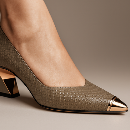 Michelle - Gold-Tipped Heels