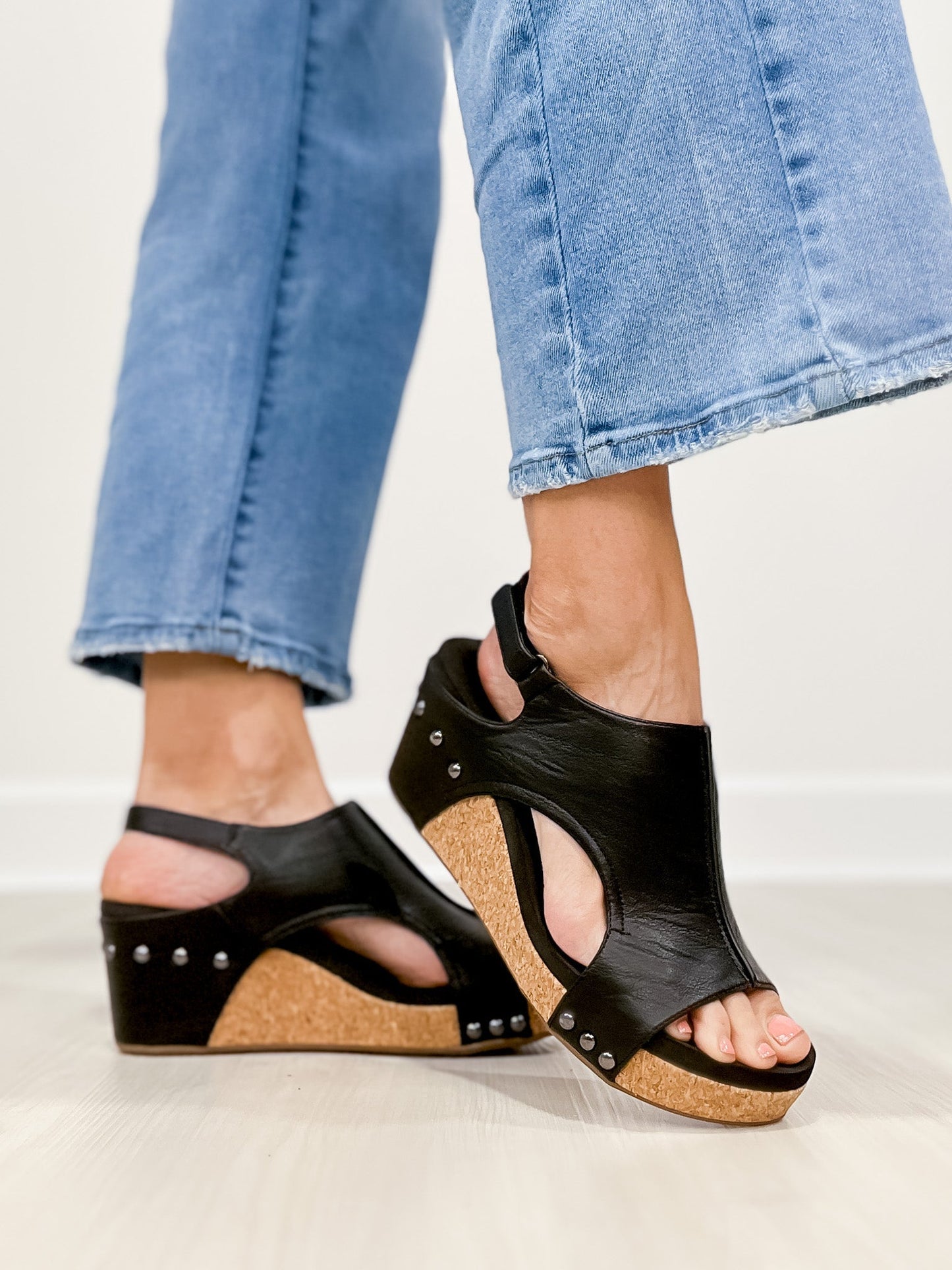 Briellae - Wedge Sandal